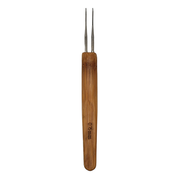 Ashley's Bamboo Dreadlock Needle (0.75mm)